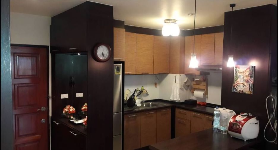 For sale 2 ベッドルーム condo in Watthana, Bangkok