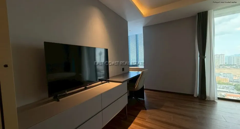 For rent 2 bedrooms condo in Bang Lamung, Chonburi
