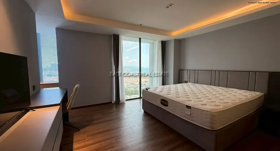 For rent 2 bedrooms condo in Bang Lamung, Chonburi