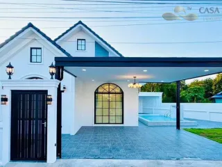 For sale 3 ベッドルーム villa in Bang Lamung, Chonburi