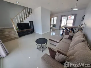 For Rent 3 Bedroom Townhouse In Mueang Chiang Mai