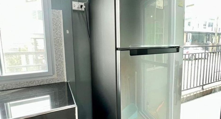Haus zur Miete mit 4 Zimmer in Mueang Phuket, Phuket