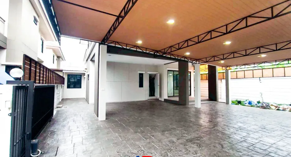 出售 3 卧室 独立屋 在 Mueang Nakhon Pathom, Nakhon Pathom