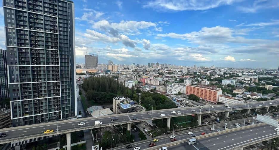 For sale 1 bed condo in Bang Kapi, Bangkok