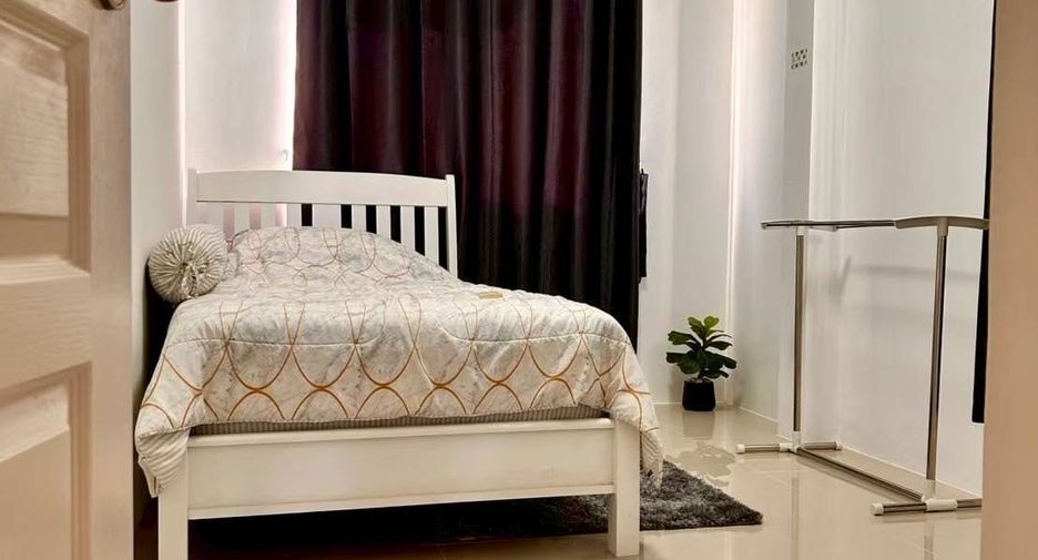 For rent 3 bedrooms townhouse in Thalang, Phuket