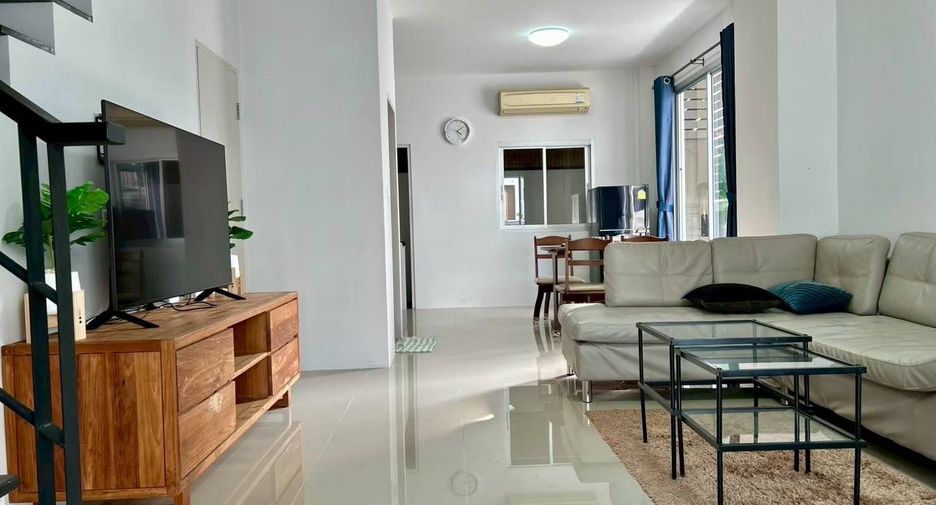 For rent 3 bedrooms townhouse in Thalang, Phuket