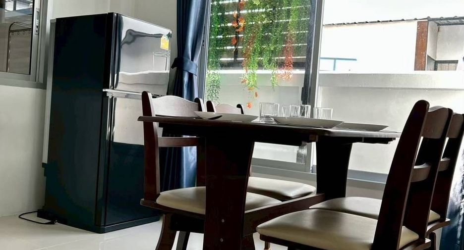 For rent 3 bedrooms townhouse in Thalang, Phuket
