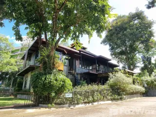 À louer 5 chambres maison à Mueang Chiang Mai, Chiang Mai