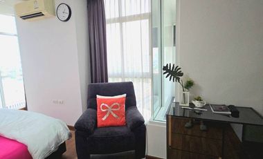 Condo en alquiler de 2 habitaciones en Bang Na, Bangkok