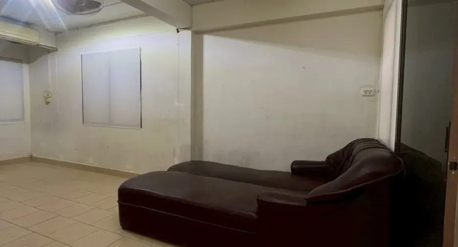 For sale 3 bedrooms house in San Kamphaeng, Chiang Mai