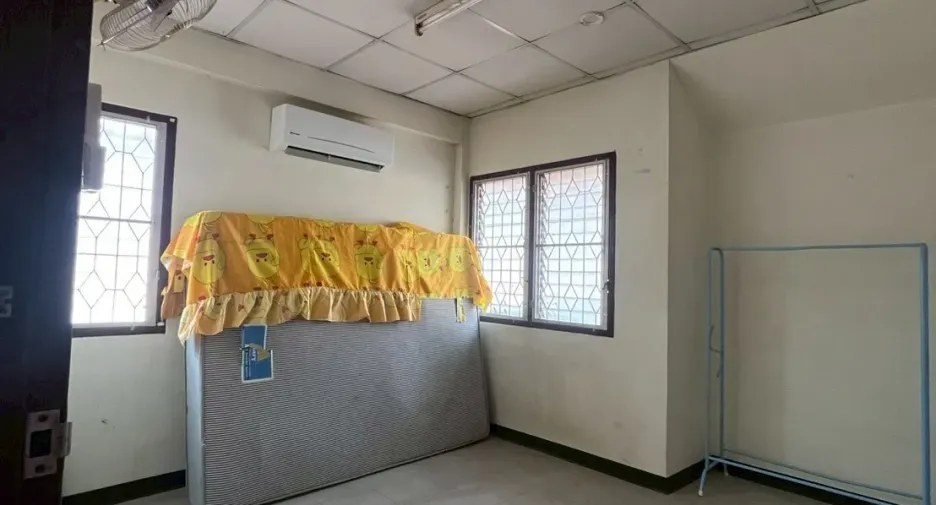 For sale 3 bedrooms house in San Kamphaeng, Chiang Mai