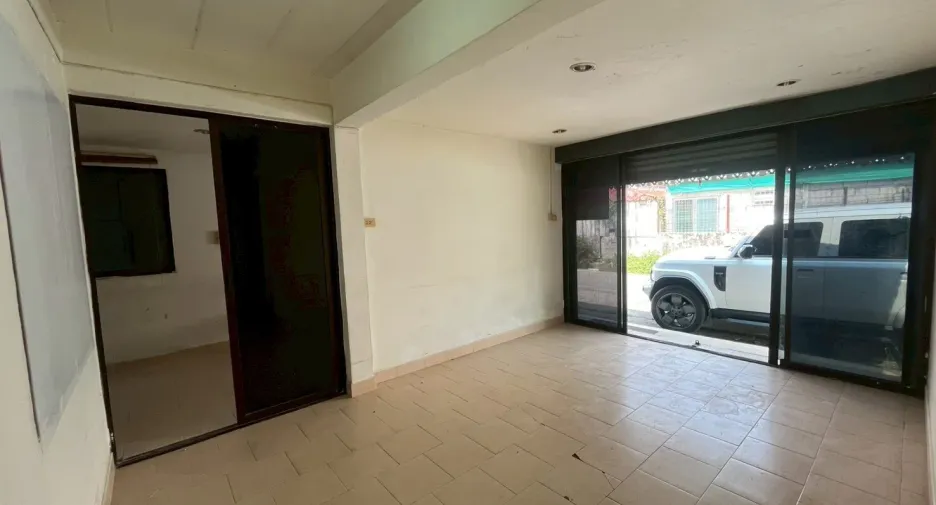 For sale 3 bedrooms house in San Kamphaeng, Chiang Mai