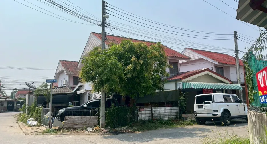 For sale 3 bedrooms house in San Kamphaeng, Chiang Mai