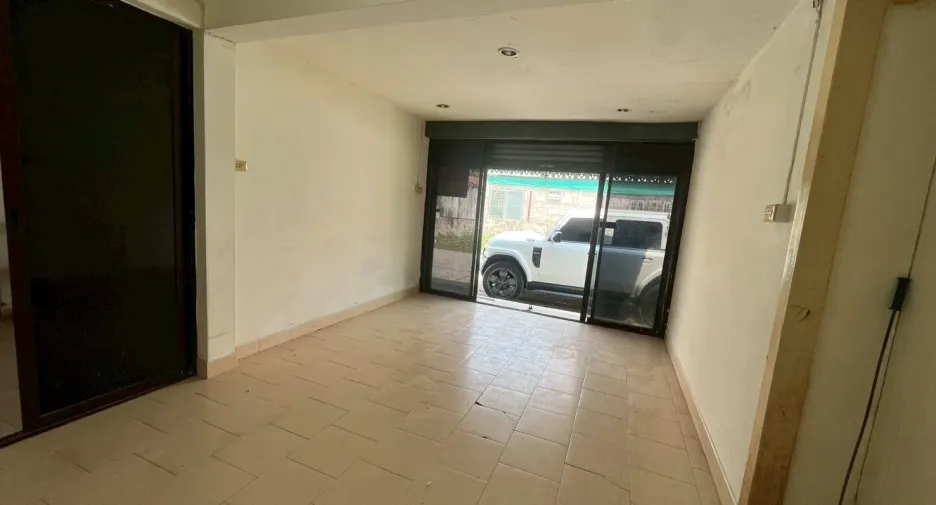 For sale 3 bedrooms house in San Kamphaeng, Chiang Mai