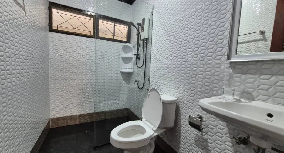 For rent 2 bedrooms house in Mueang Phuket, Phuket