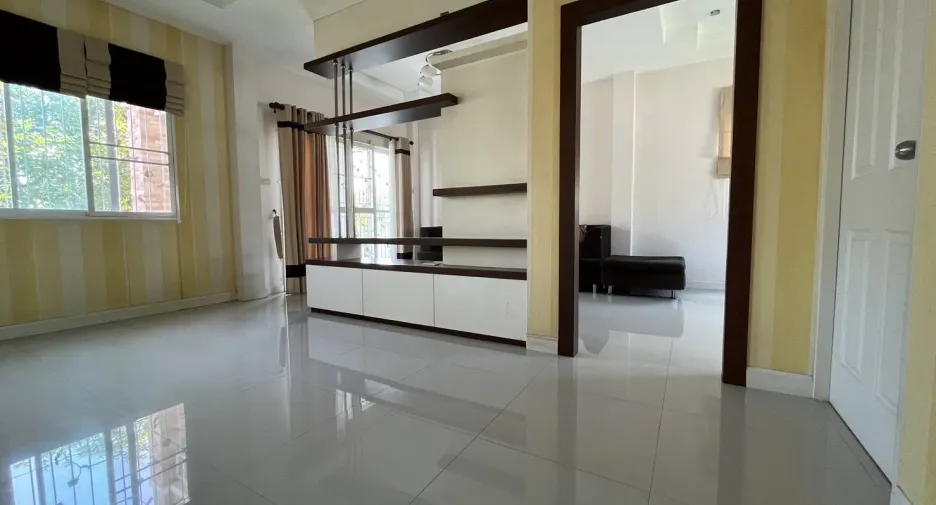 Haus zum Kauf mit 3 Zimmer in San Kamphaeng, Chiang Mai