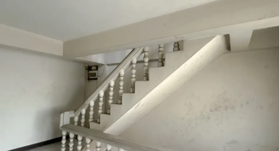 Oficina en alquiler de 2 habitaciones en San Pa Tong, Chiang Mai