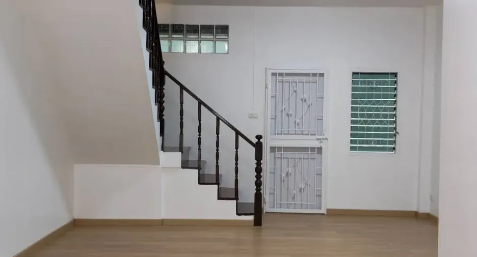 Reihenhaus zum Kauf mit 2 Zimmer in San Sai, Chiang Mai