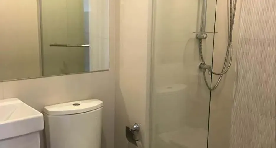 Condo en alquiler de 1 habitaciones en Khlong Toei, Bangkok