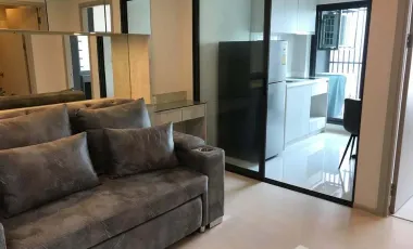 Condo en alquiler de 1 habitaciones en Khlong Toei, Bangkok