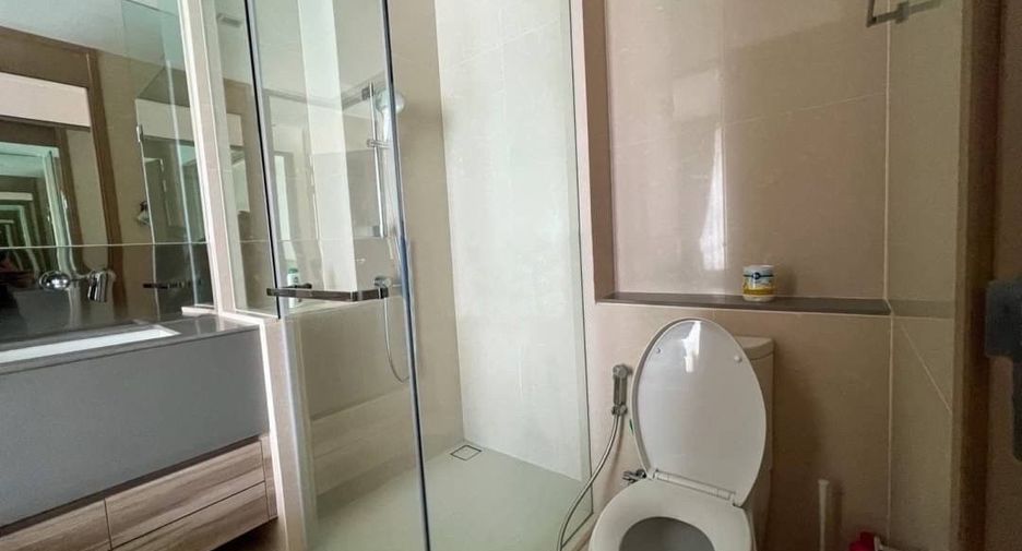 For sale and for rent 1 bed condo in Watthana, Bangkok