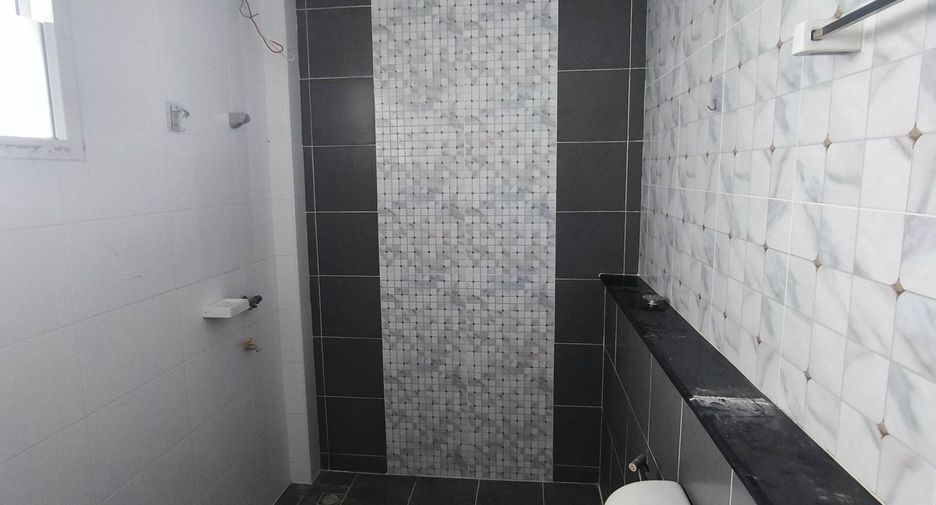 For sale 4 bedrooms townhouse in Bang Phli, Samut Prakan