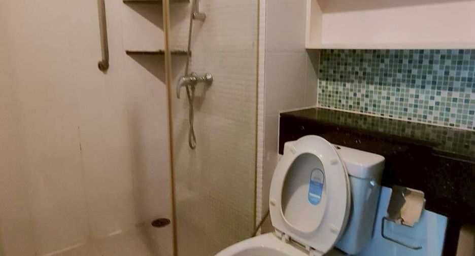 Wohnung zur Miete mit 2 Zimmer in Khlong Toei, Bangkok