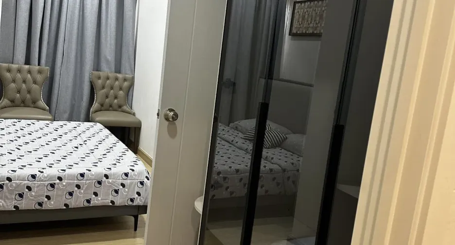 For rent 2 bedrooms condo in Bang Kapi, Bangkok