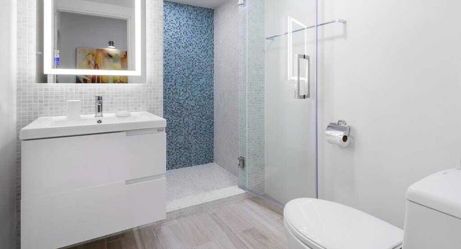 For sale 2 bedrooms condo in Mueang Phuket, Phuket