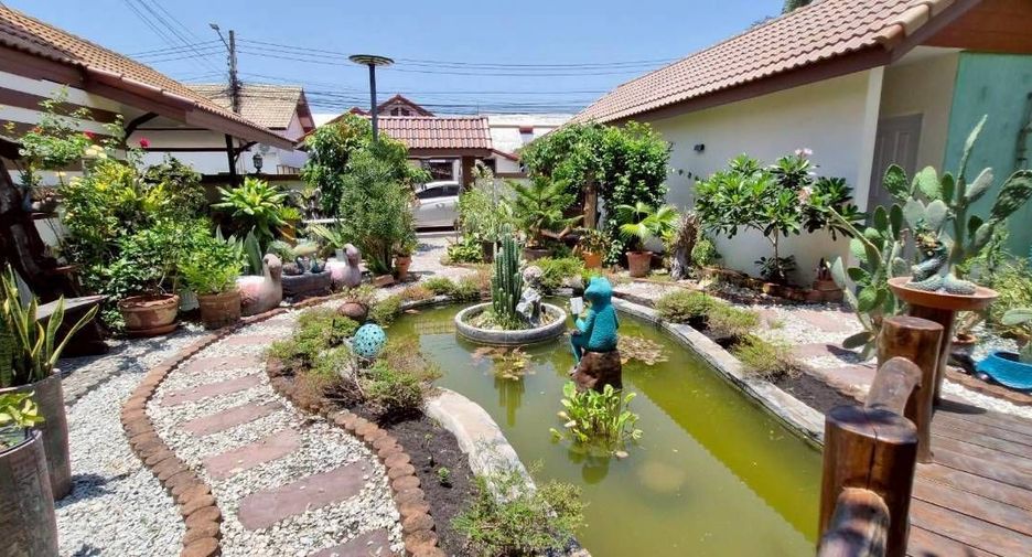 Casa en venta y en alquiler de 4 habitaciones en East Pattaya, Pattaya