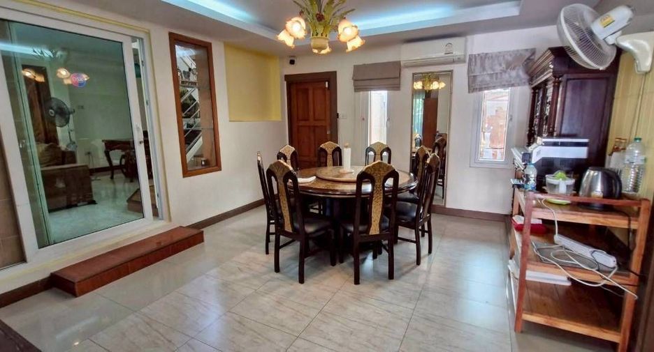Casa en venta y en alquiler de 4 habitaciones en East Pattaya, Pattaya