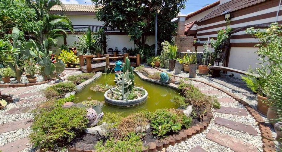 Casa en venta y en alquiler de 4 habitaciones en East Pattaya, Pattaya