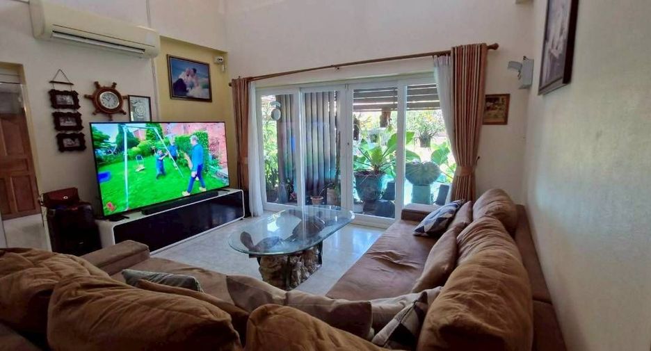 Casa en venta y en alquiler de 4 habitaciones en East Pattaya, Pattaya