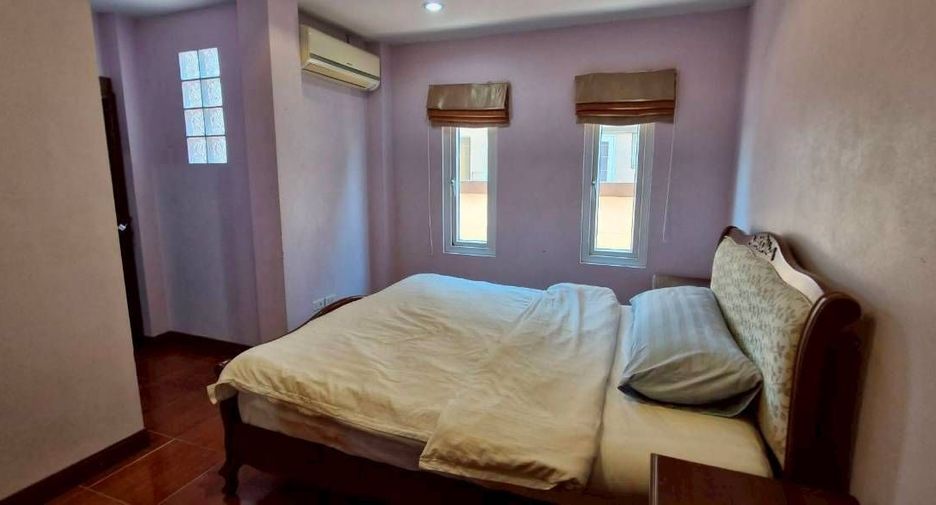 Casa en venta y en alquiler de 4 habitaciones en East Pattaya, Pattaya