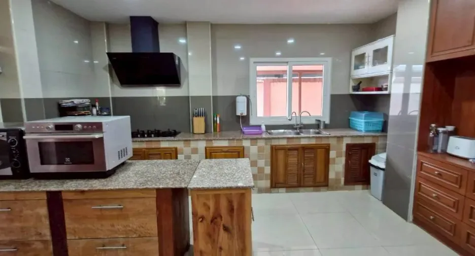 For sale and for rent 4 bedrooms house in Bang Lamung, Chonburi