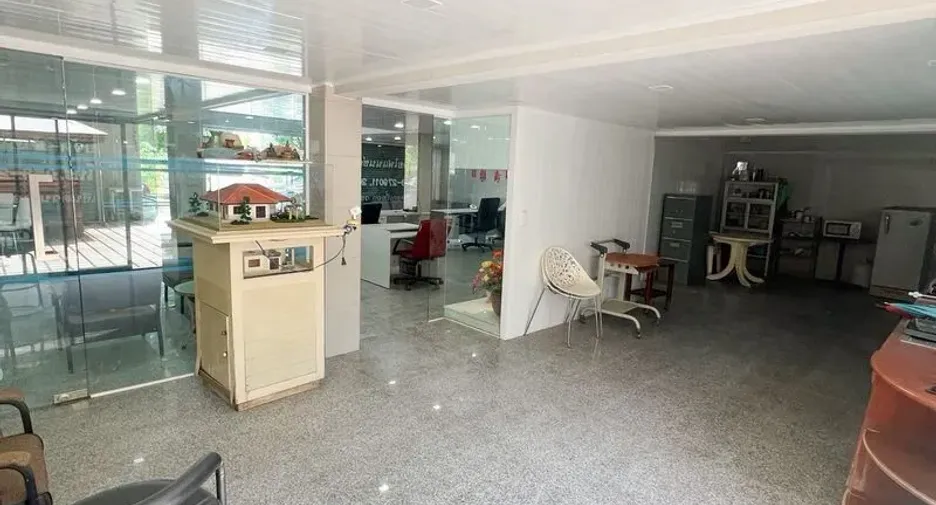 Oficina en alquiler de 1 habitaciones en Mueang Chiang Mai, Chiang Mai