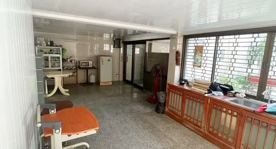 Oficina en alquiler de 1 habitaciones en Mueang Chiang Mai, Chiang Mai