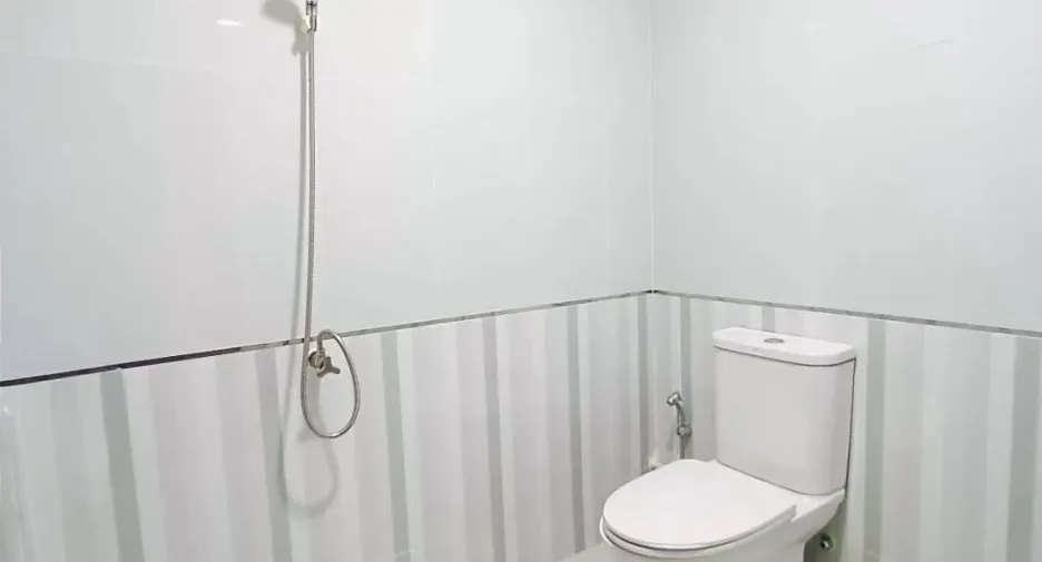 For sale 3 bedrooms townhouse in Bang Phlat, Bangkok