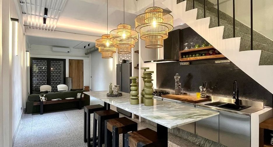 For sale 2 bedrooms townhouse in Phra Khanong, Bangkok