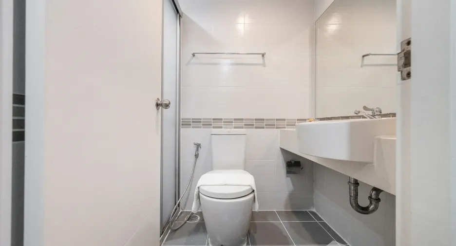 For sale 1 bed condo in Taling Chan, Bangkok