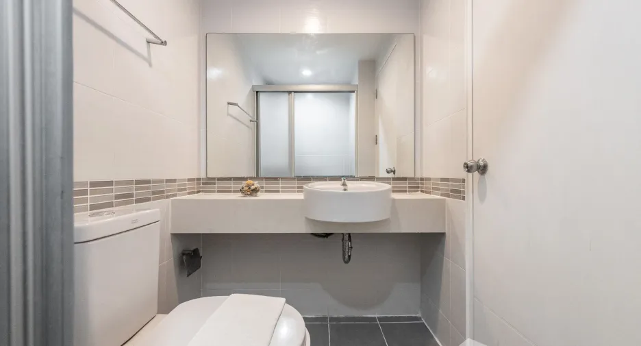 For sale 1 bed condo in Taling Chan, Bangkok