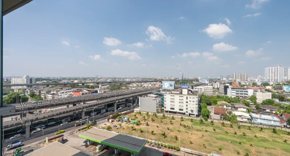 For sale 1 bed condo in Taling Chan, Bangkok