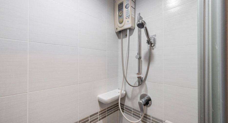 For sale 1 bed condo in Taling Chan, Bangkok
