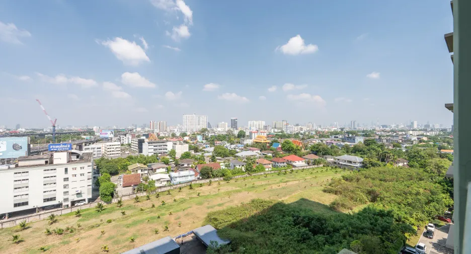 For sale 1 bed condo in Taling Chan, Bangkok
