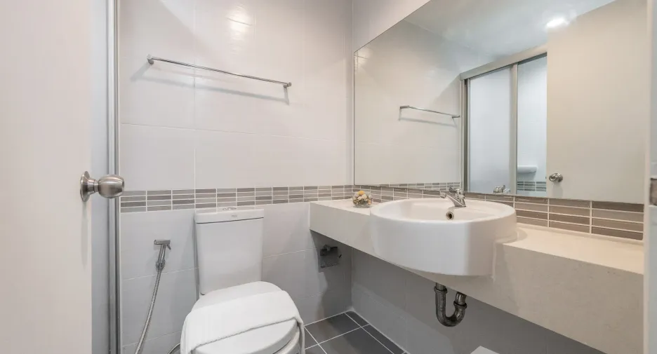 For sale 1 bed condo in Taling Chan, Bangkok