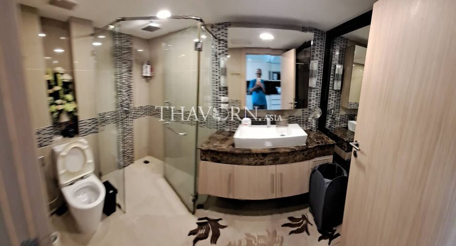 For sale studio condo in Pratumnak, Pattaya