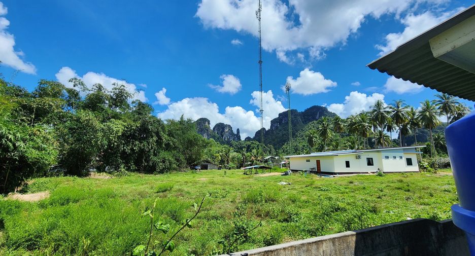 For sale and for rent 3 bedrooms house in Mueang Krabi, Krabi