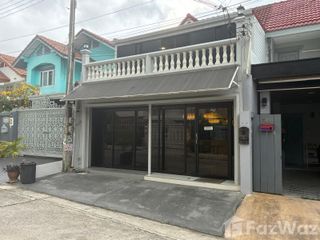 出售 和 出租 3 卧室 联排别墅 在 Bang Lamung, Chon Buri