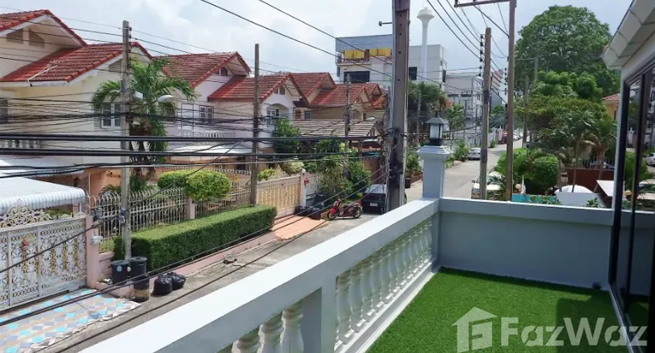 For sale and for rent 3 bedrooms townhouse in South Pattaya, Pattaya