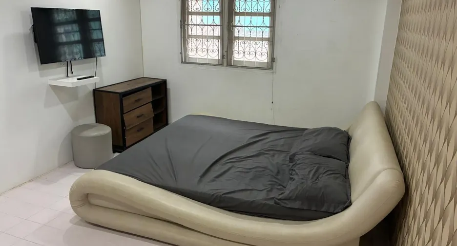 For sale and for rent 3 bedrooms townhouse in South Pattaya, Pattaya